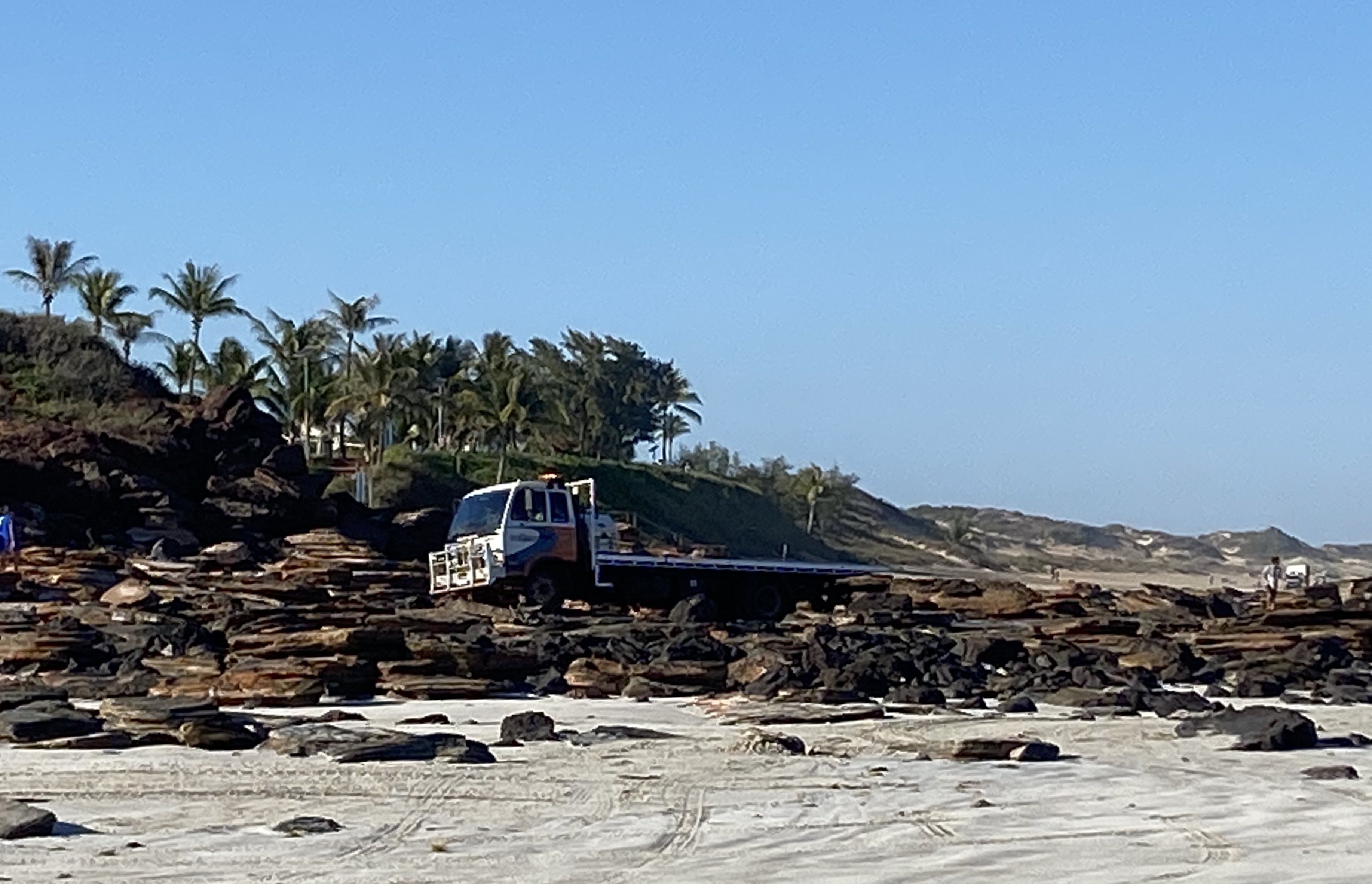 Accessing Cable Beach by vehicle Life of Riley on whatever